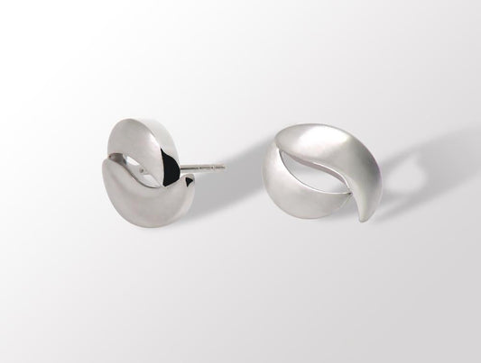 Sterling silver earrings, style E5635