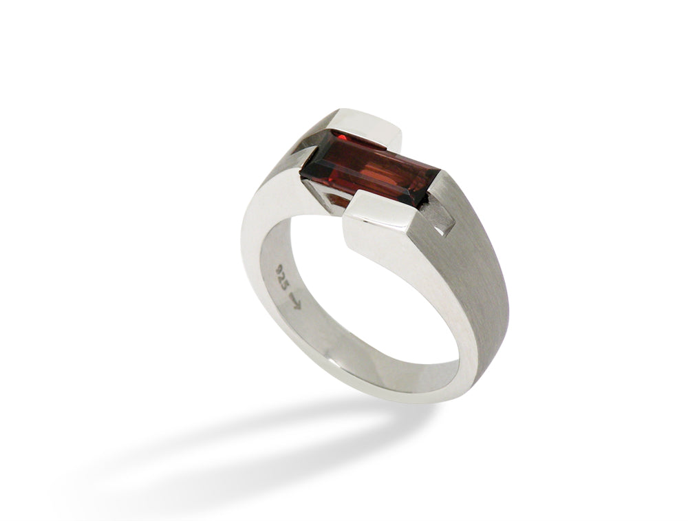 Uni- Sex Gemstone Ring R6979 - R6979Garnet - Ring
