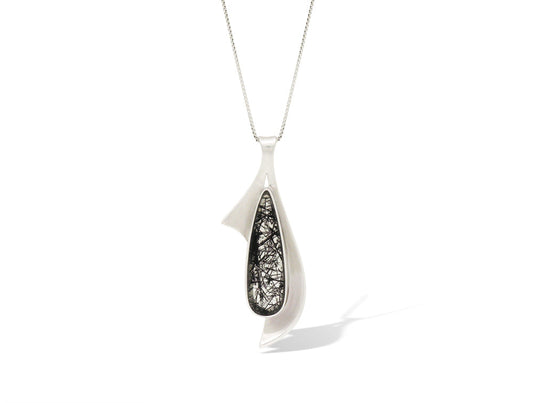 P7359 BLACK TOURMALATED QUARTZ PENDANT