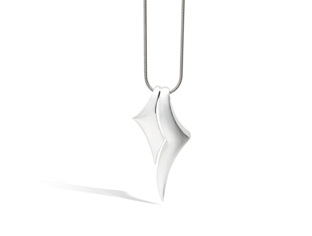 Sterling silver pendant, style P4880