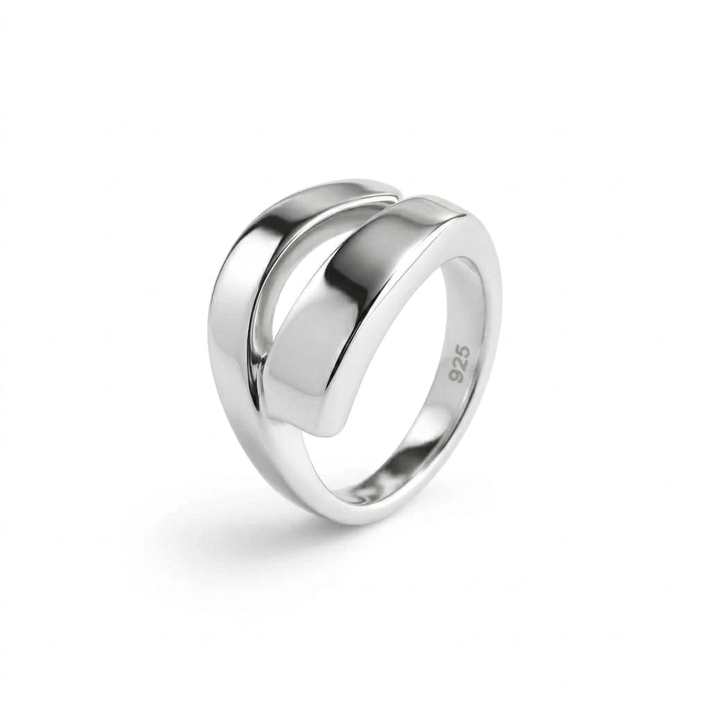 Sterling silver ring by Joryel Vera, style R4742