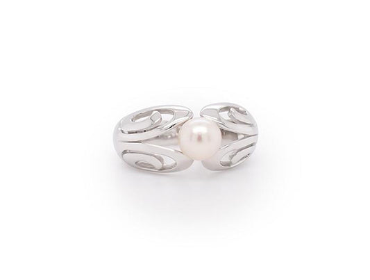 Pearl ring in sterling silver, style R4581