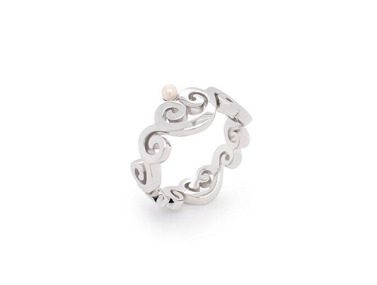 Pearl ring in sterling silver, style R4907
