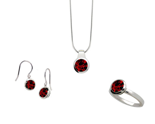 Garnet jewelry set in sterling silver