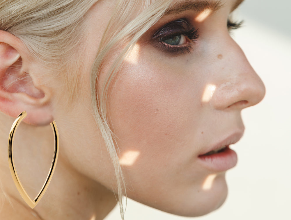 Pear-Shaped Hoop E13791 - E13791 - earring