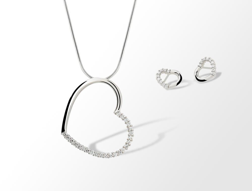 A Gift Of Love On The Big Day Set 62 - WHITE SWAROVSKI CRYSTAL HEART SET - Set