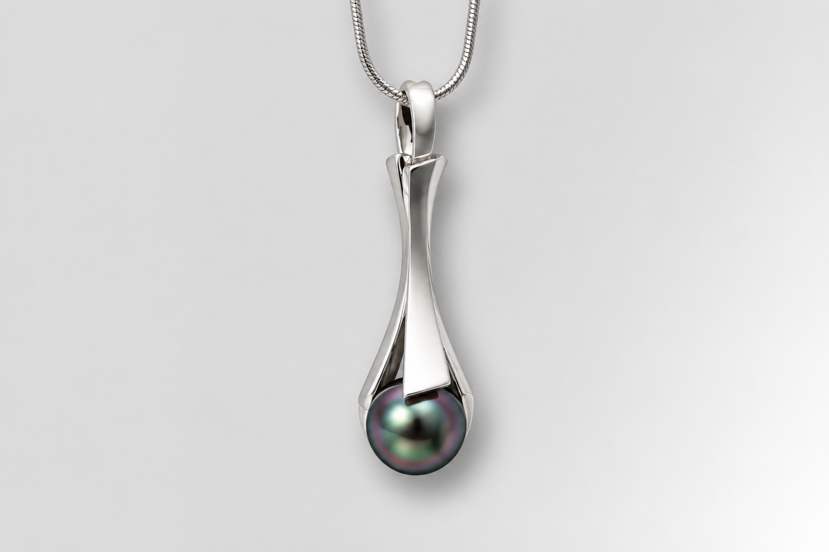 P6911 TAHITIAN PEARL PENDANT