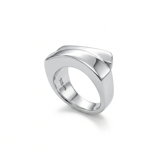 Sterling silver ring by Joryel Vera, style R2855