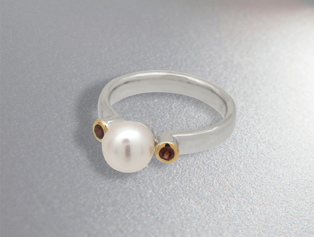 Blue Topaz and Cultured Pearl ring in sterling silver, style R4195