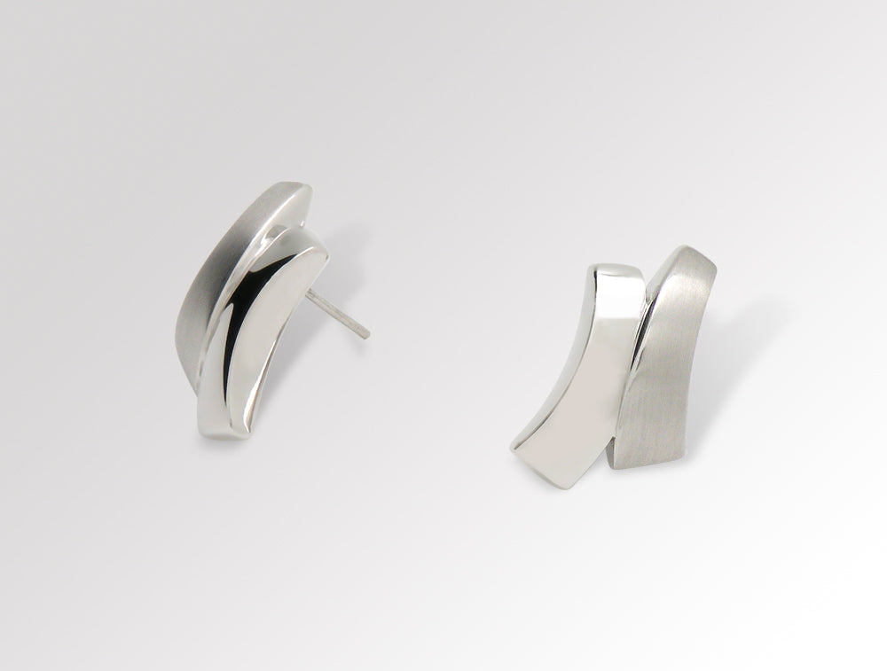 Sterling silver earrings, style E2686