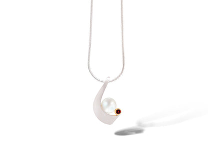 Iolite and Mabe Pearl pendant in sterling silver, style P7362