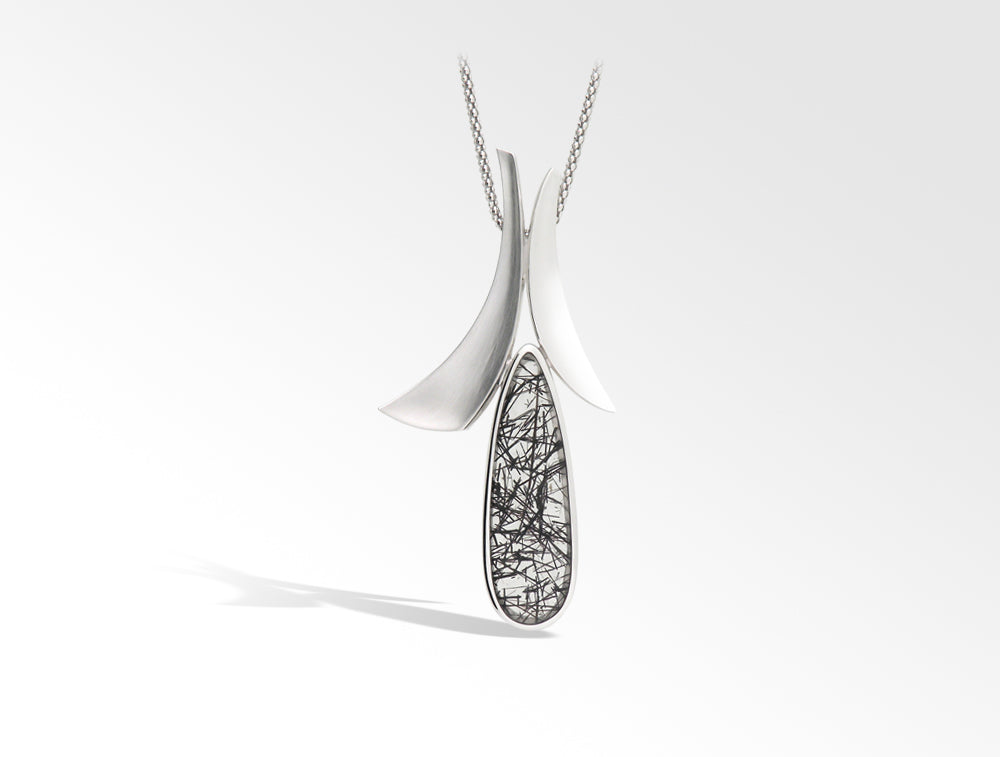 Quartz pendant in sterling silver, style P7357