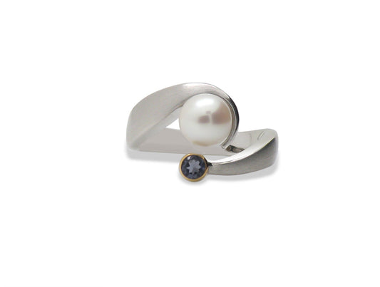 Pearl & Gemstone Ring R6982 - R6982 Pearl w/Iolite - Ring