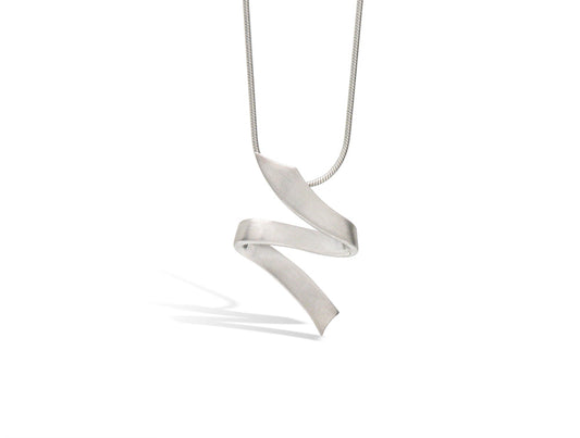 Sterling silver pendant, style P5209