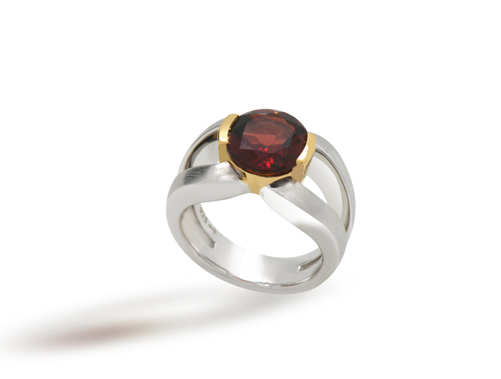 Amethyst and Garnet ring in sterling silver, style R5831
