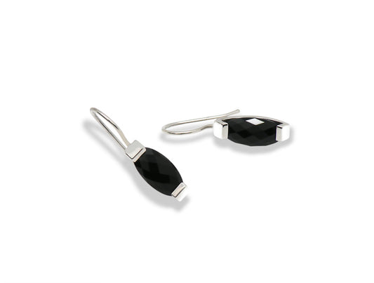 Black Onyx earrings in sterling silver, style E3882