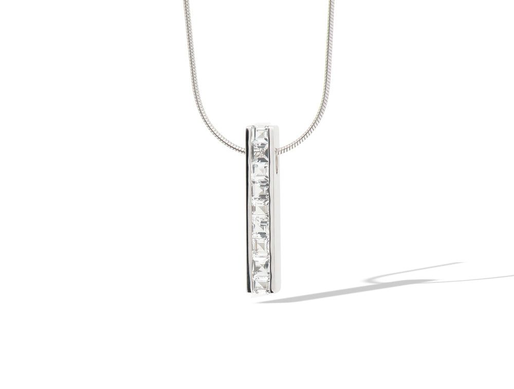 P4259 CHANNEL SET PENDANT