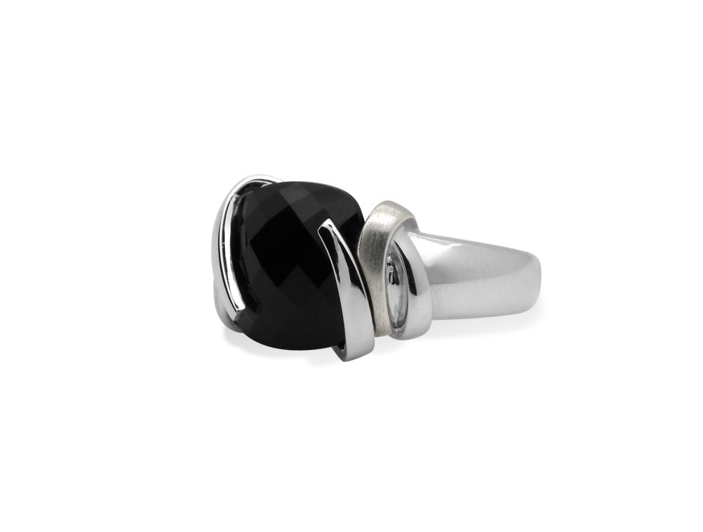 Black Onyx ring in sterling silver, style R6988