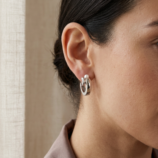 Pearl Huggie Earrings in 925 Sterling Silver | E2903