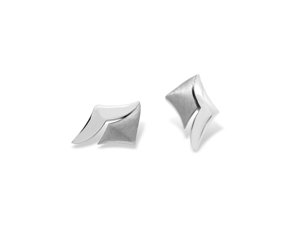 Sterling silver earrings, style E5585