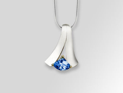 Blue Topaz and Garnet pendant in sterling silver, style P6523