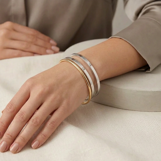 Silver Bangle Bracelet in 925 Sterling Silver