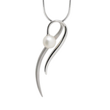 Contemporary Elegance Pearl Pendant P7343