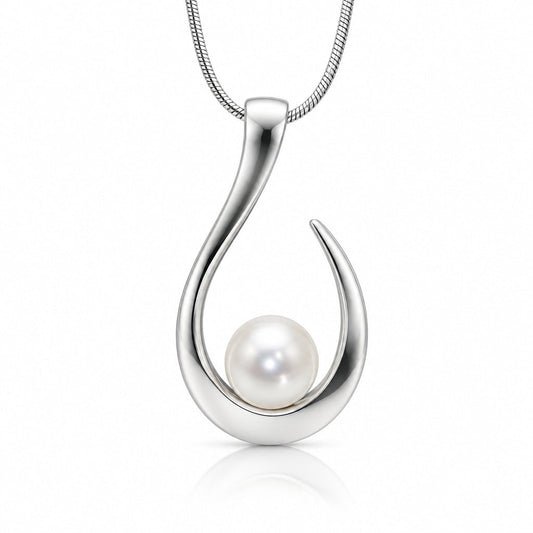 Pearl pendant in sterling silver by Joryel Vera, style P7158