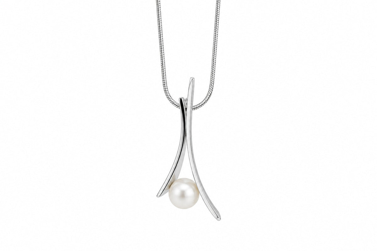 Cultured Pearl pendant in sterling silver, style P7331