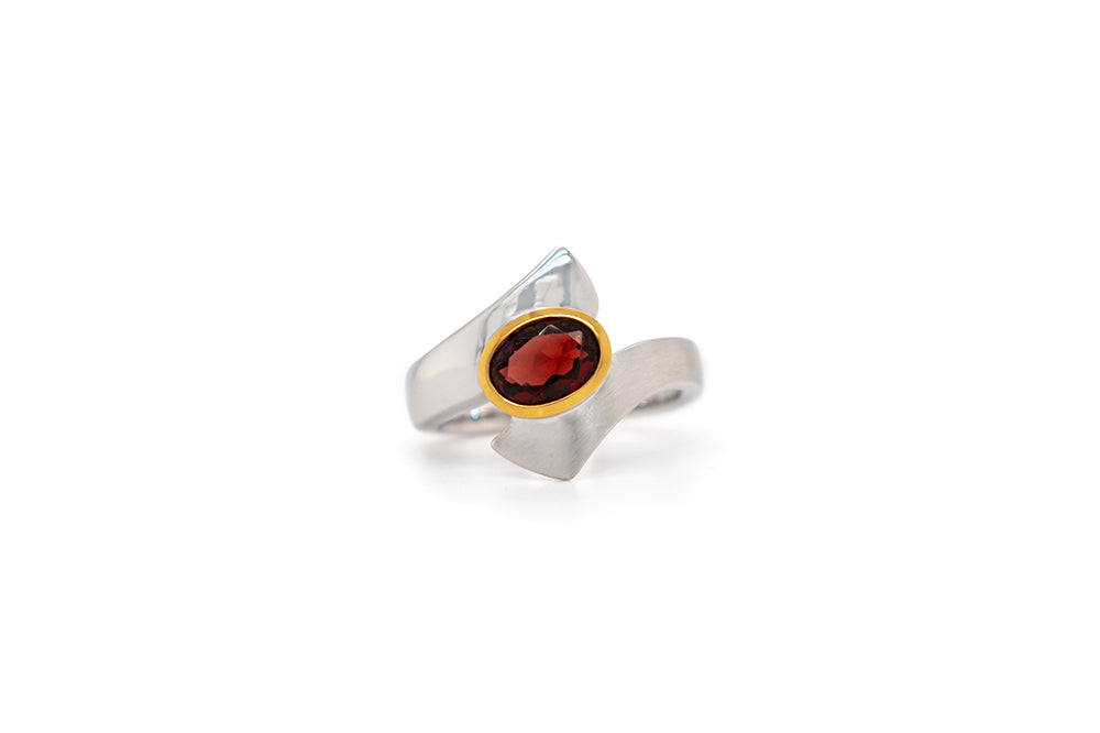 Amethyst and Blue Topaz ring in sterling silver, style R6998 - view 8