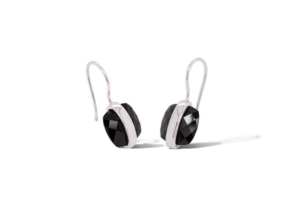 Black Onyx earrings in sterling silver, style E3585