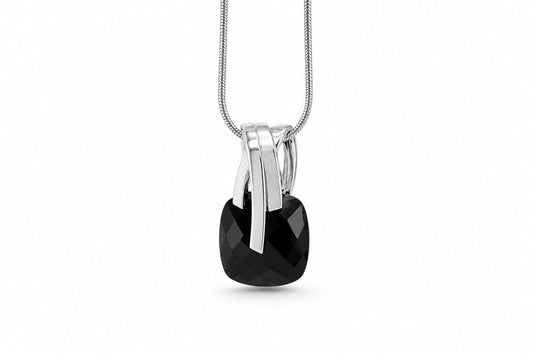 Black Onyx pendant in sterling silver by Joryel Vera, style P4354