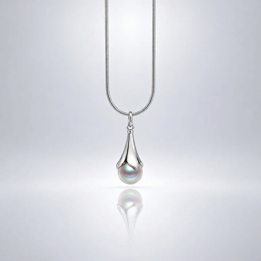 Pearl pendant in sterling silver by Joryel Vera, style P5093