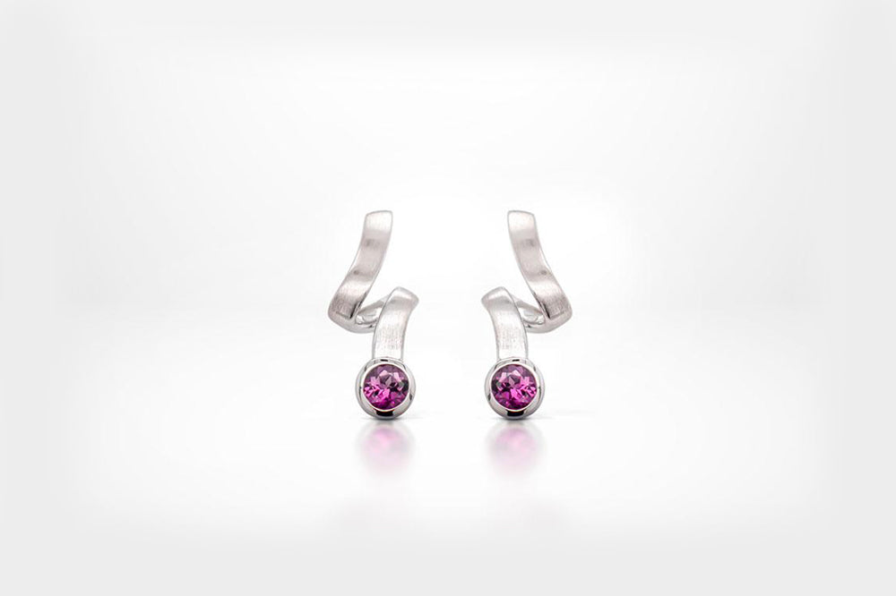 E4619 ARTSY GEMSTONE EARRINGS