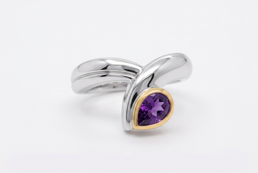 Gemstone Ring in 925 Sterling Silver