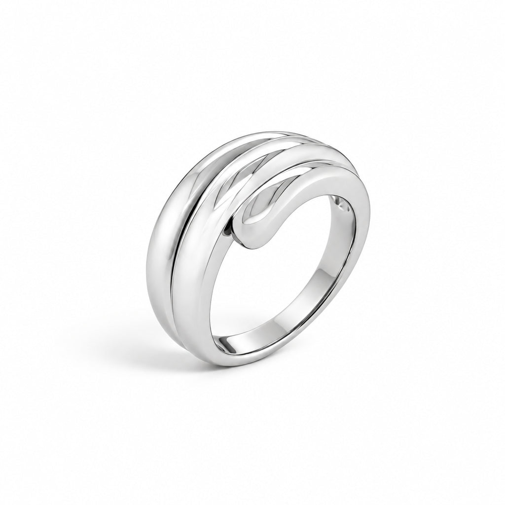 Sterling silver ring, style R7400