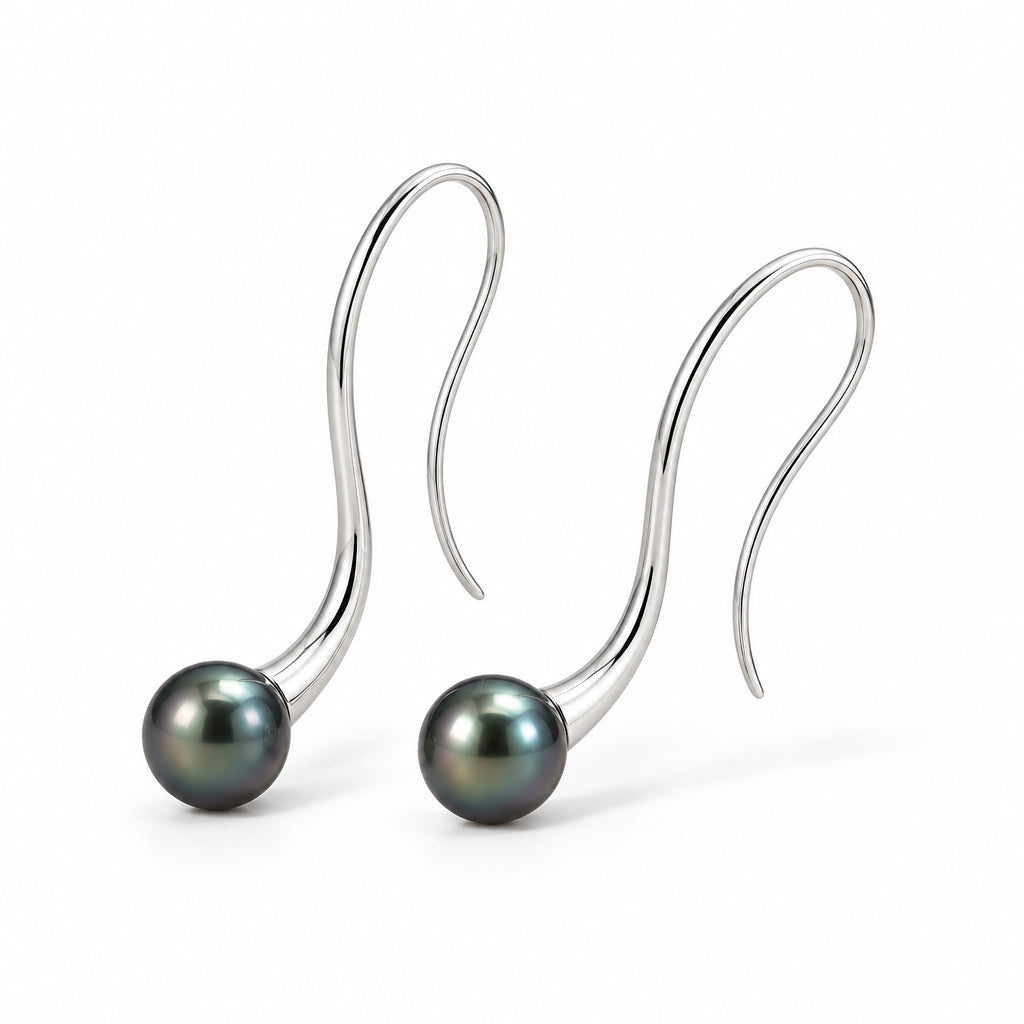 Pearl earrings in sterling silver, style E9991