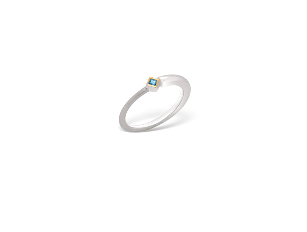 Amethyst and Blue Topaz ring in sterling silver, style R1185