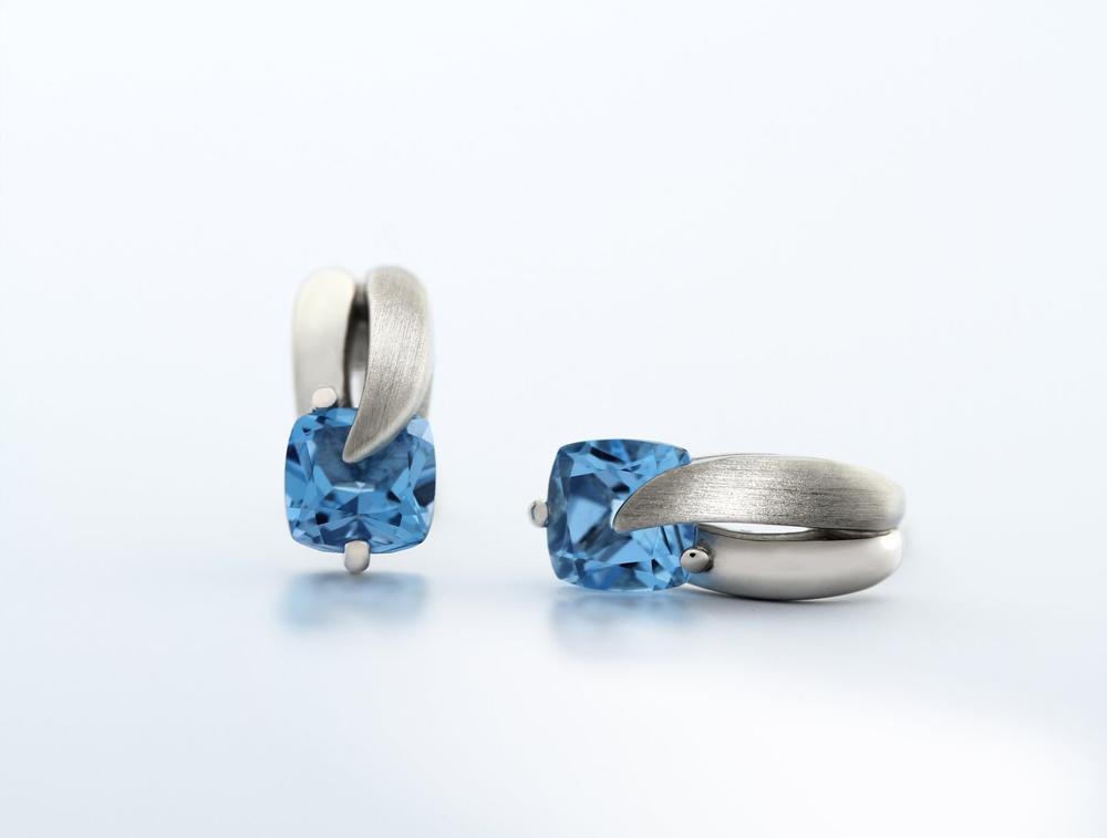 E7360 BLUE TOPAZ EARRING - Joryel Vera Jewelry