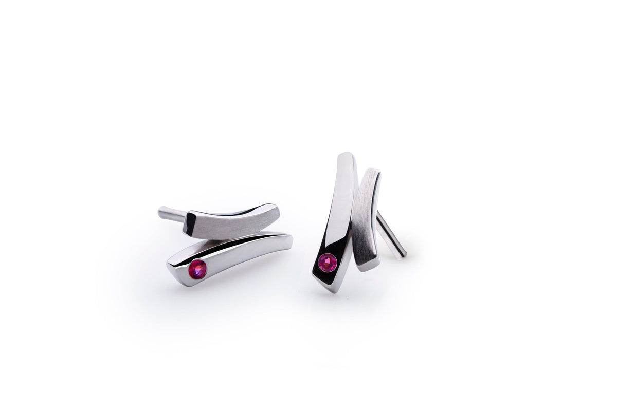 E5878 RUBY EARRINGS