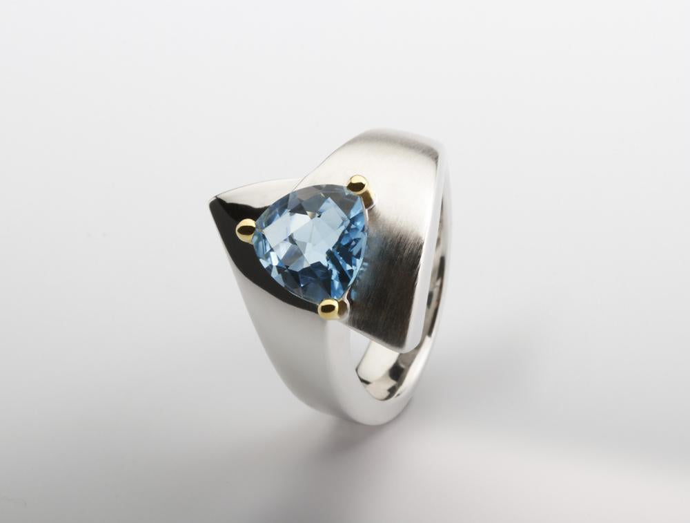Amethyst and Blue Topaz ring in sterling silver, style R6108