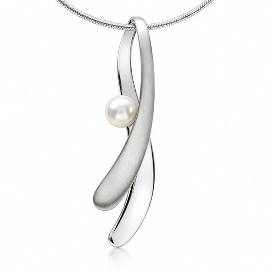 Pearl pendant in sterling silver by Joryel Vera, style P6130