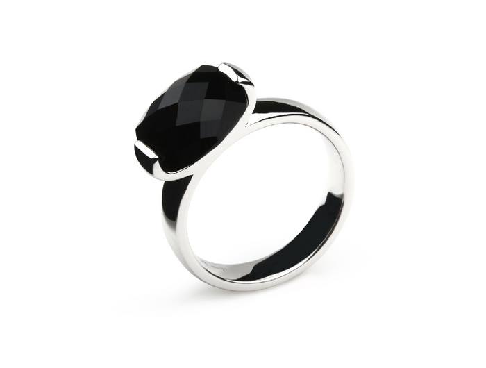 Black Onyx Ring in 925 Sterling Silver