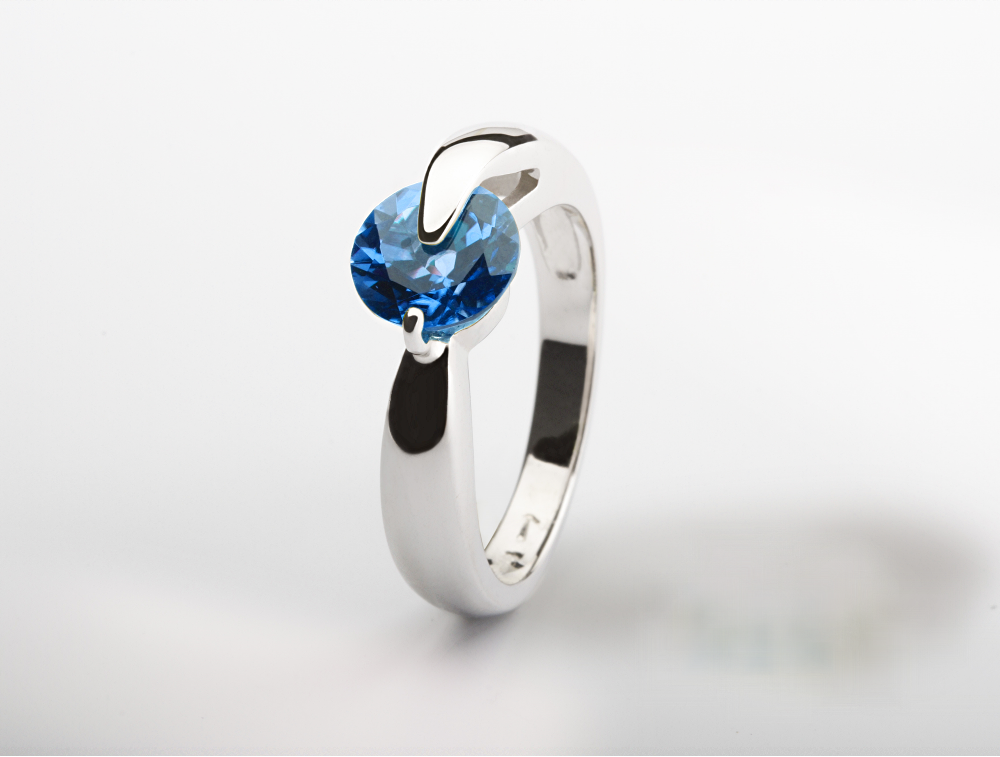 R2401 BLUE TOPAZ RING - Charizzma