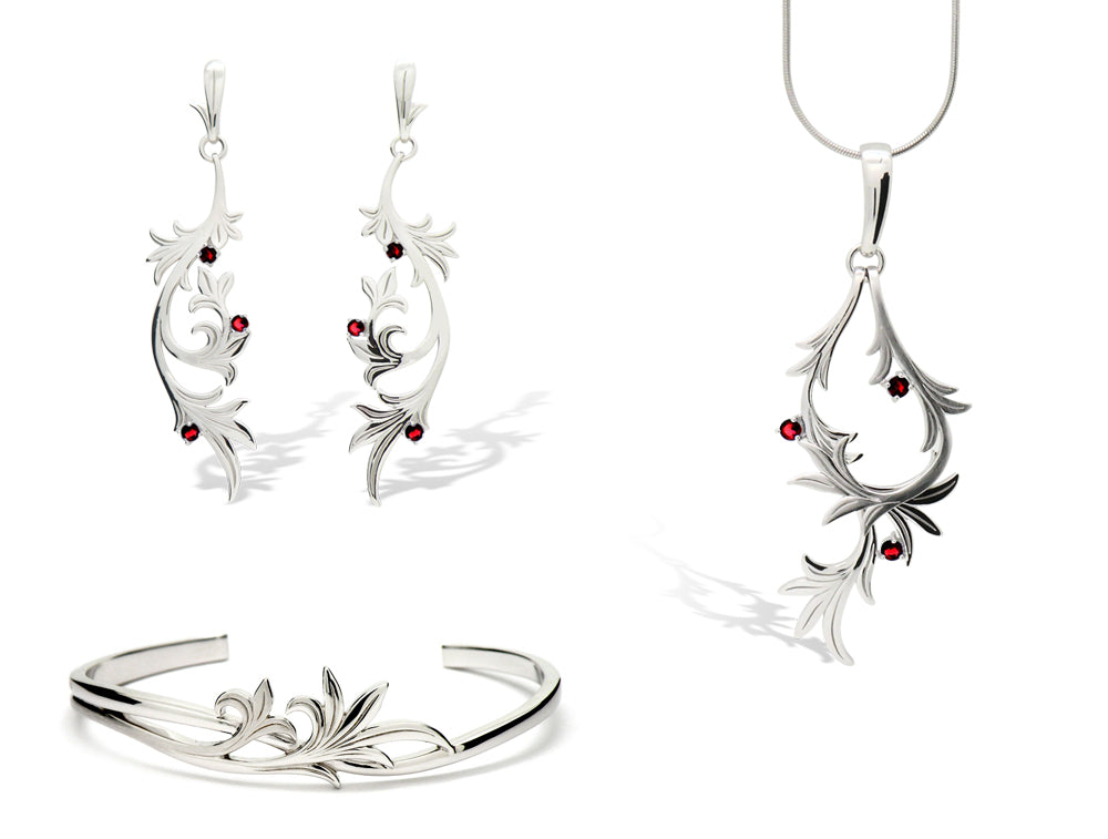 Garnet jewelry set in sterling silver