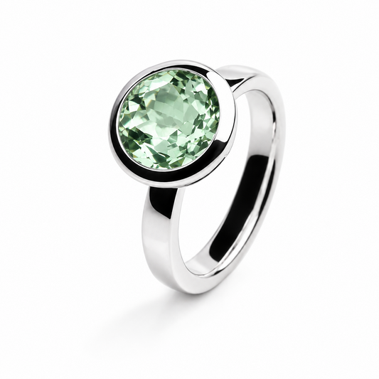 Gemstone Ring in 925 Sterling Silver