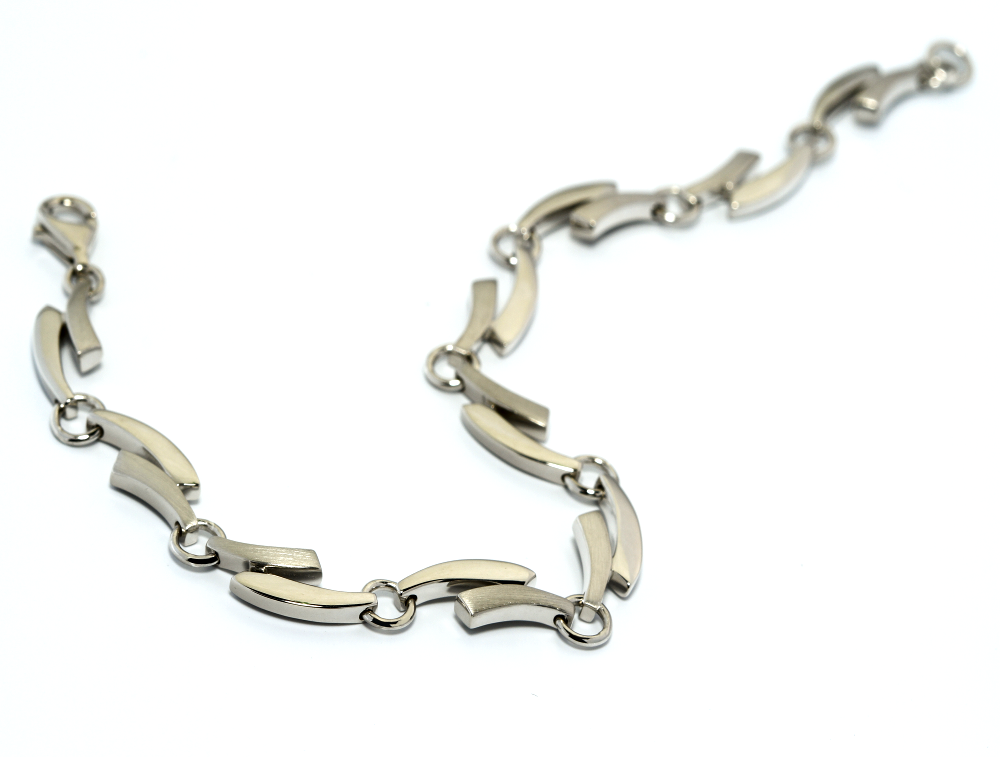 Diamond bracelet in sterling silver, style B1378