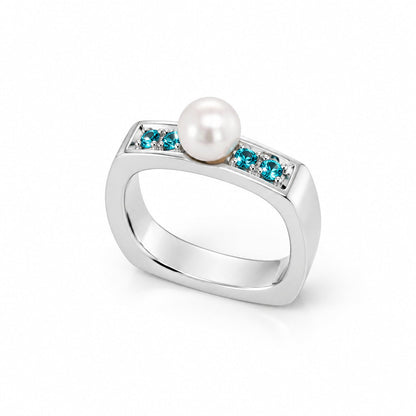 Blue Topaz and Pearl ring in sterling silver, style R1858