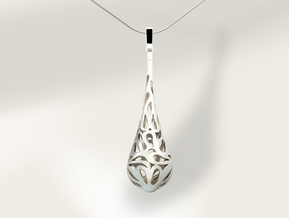 Sterling silver pendant, style P5734