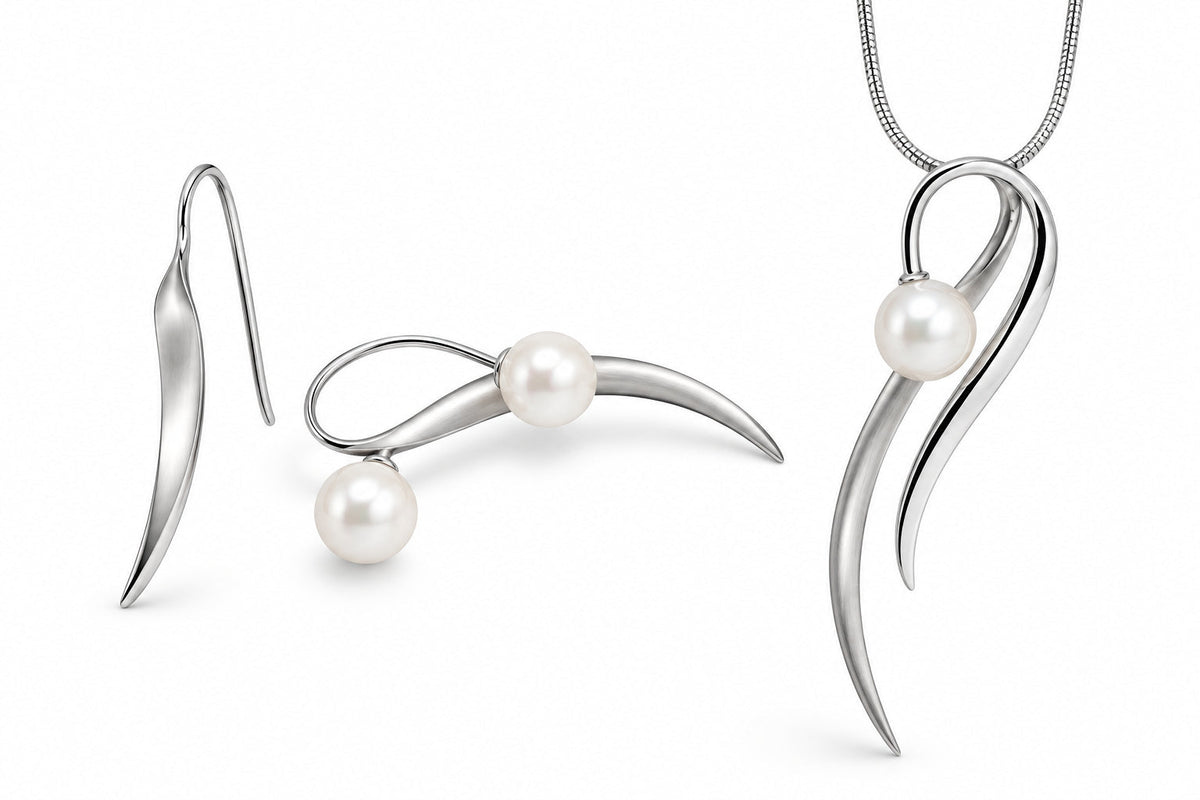 Cultured Pearl jewelry set in sterling silver